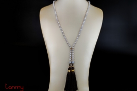 Long pearl necklace with 2 tassels and 9k gold